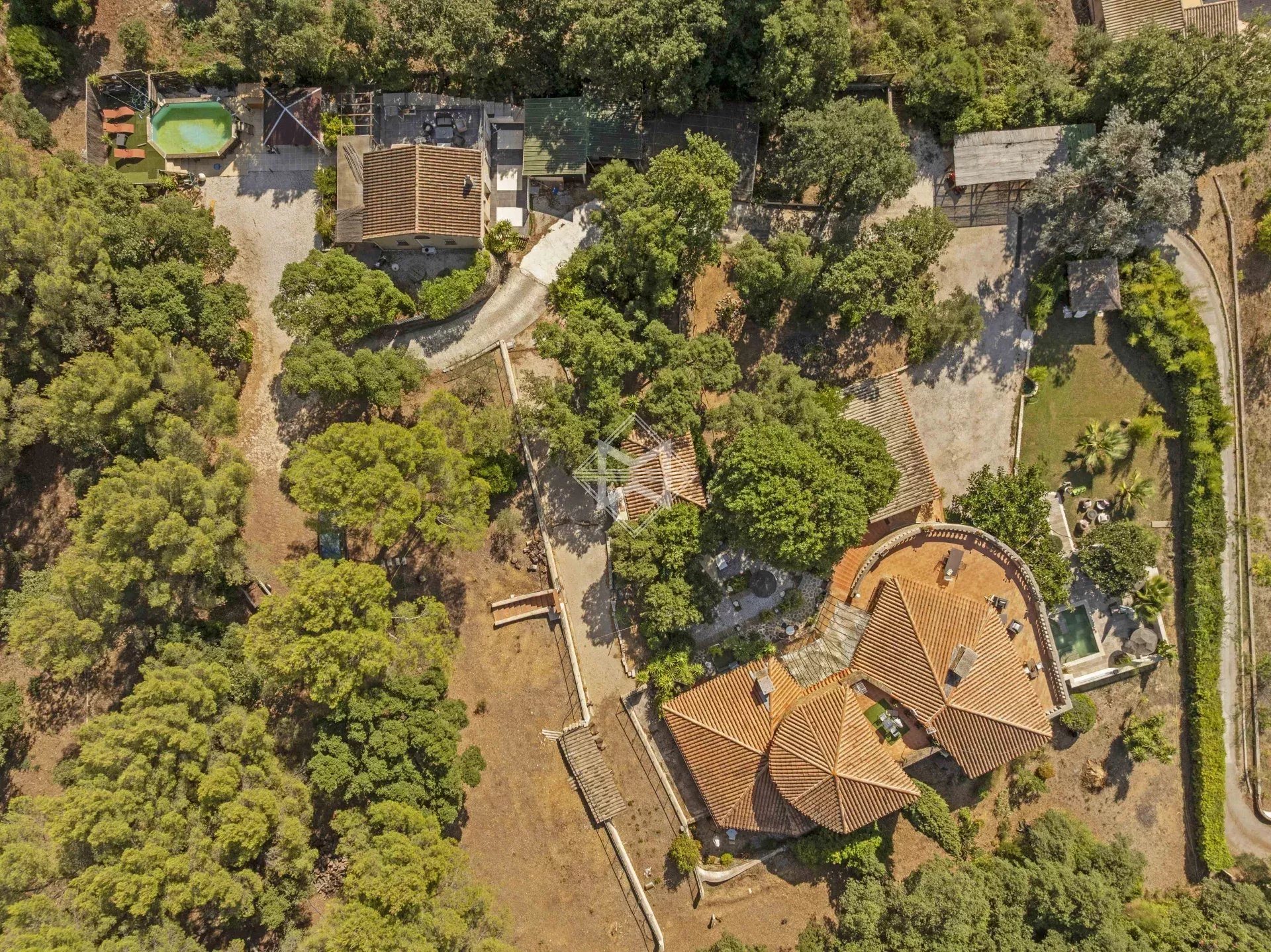 Maison à vendre, 370m², Hyères