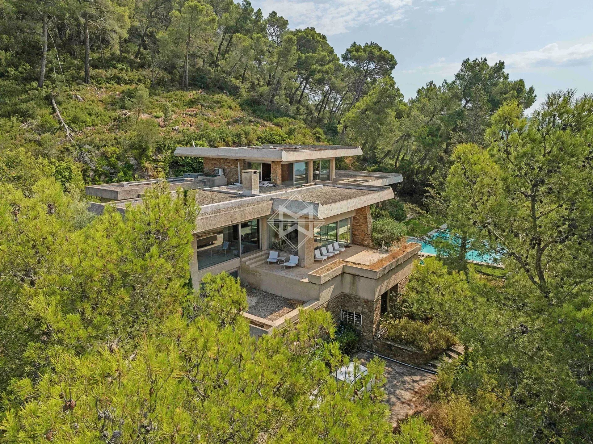 Maison à vendre, 320m², Carqueiranne