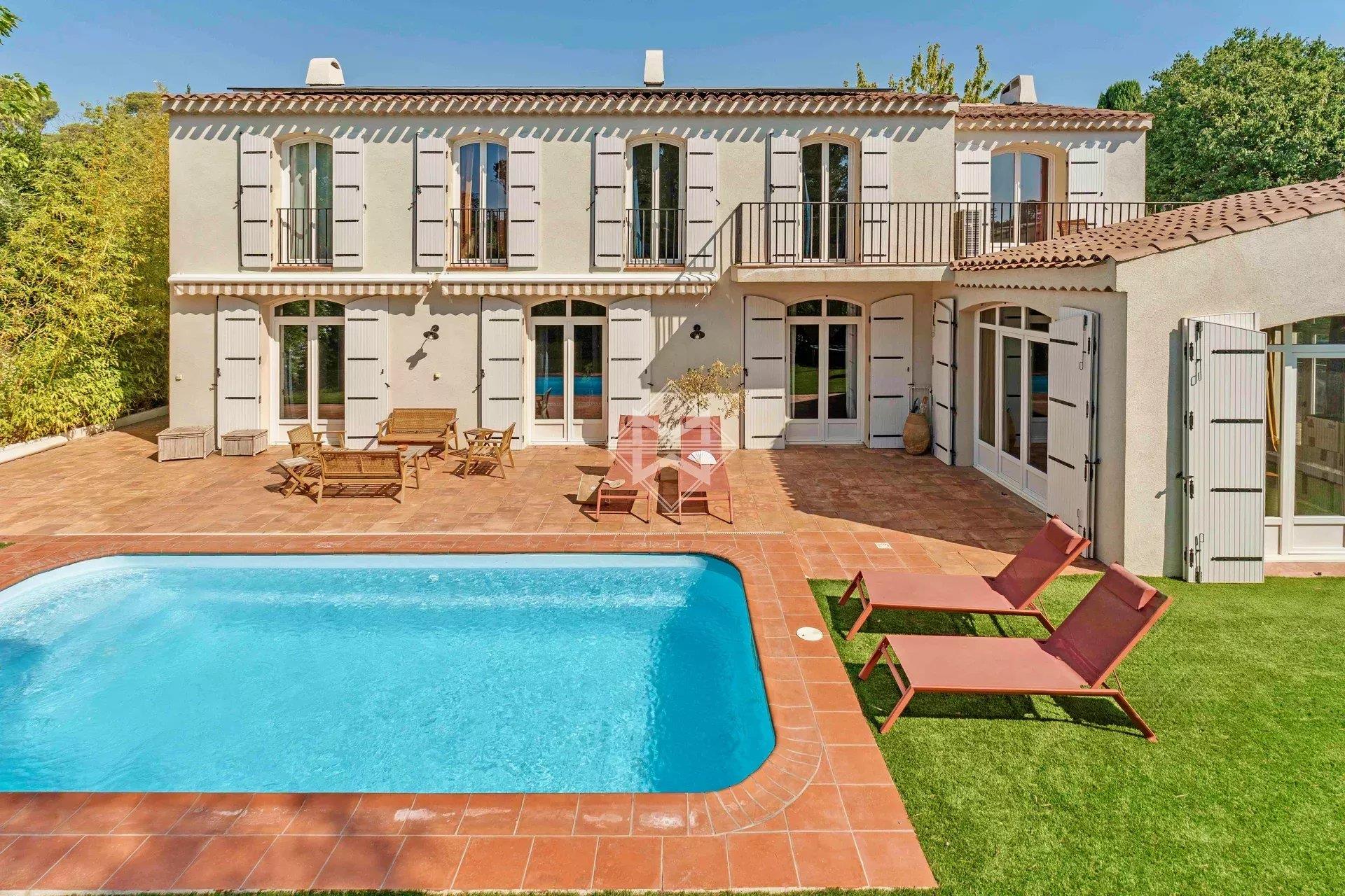 Maison à vendre, 280m², Toulon