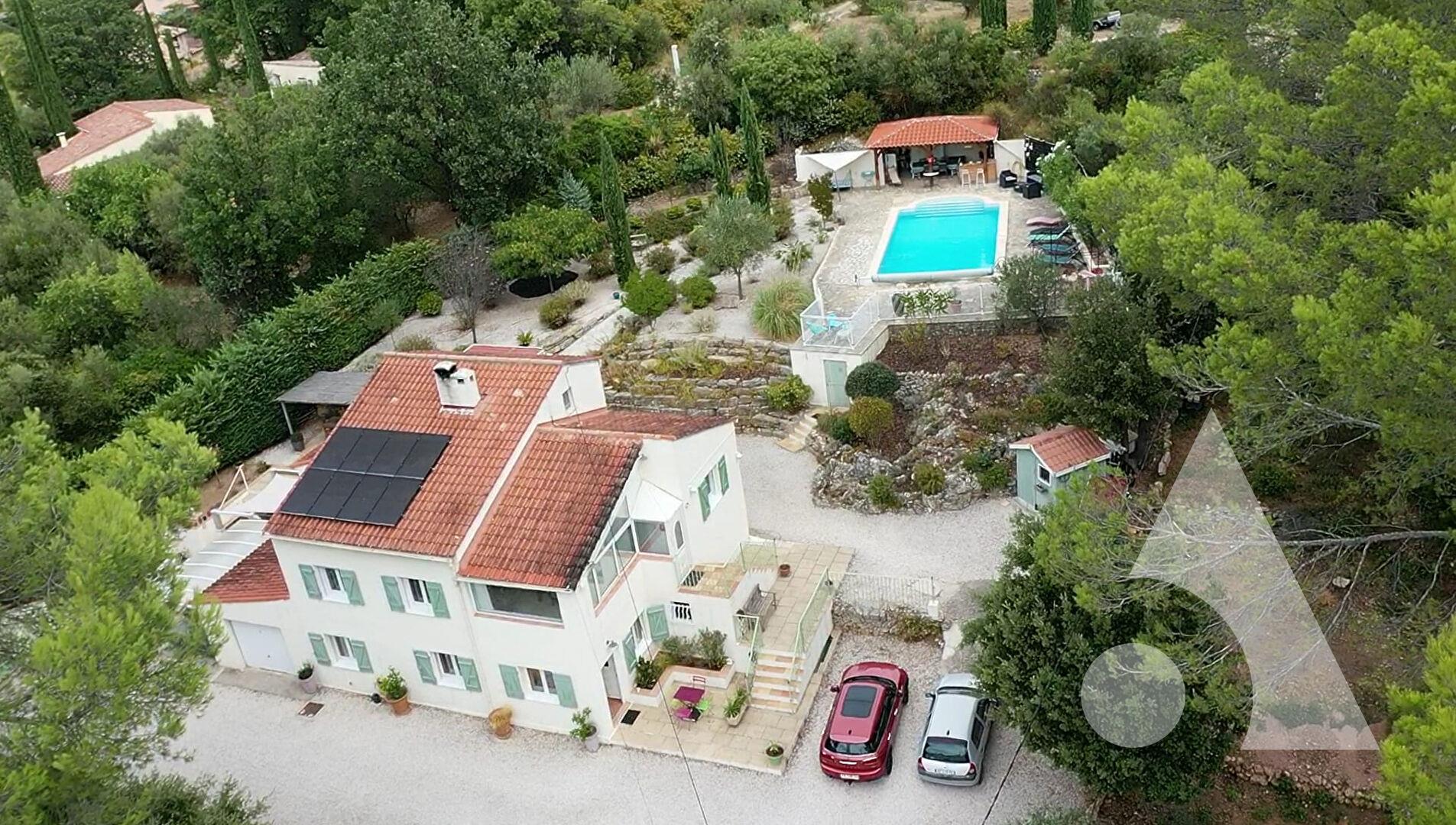 Maison à vendre, 144m², Cotignac