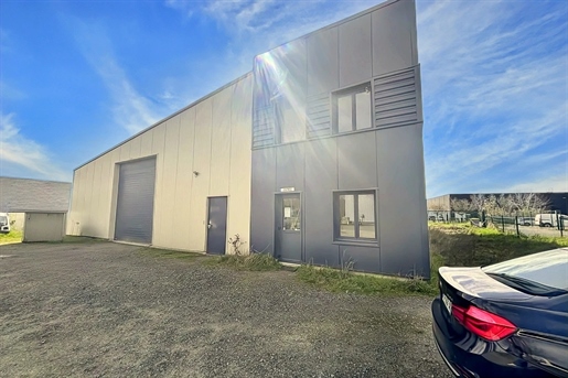 Local commercial 500 m² · à Chinon · 500 m² · 498 000 €