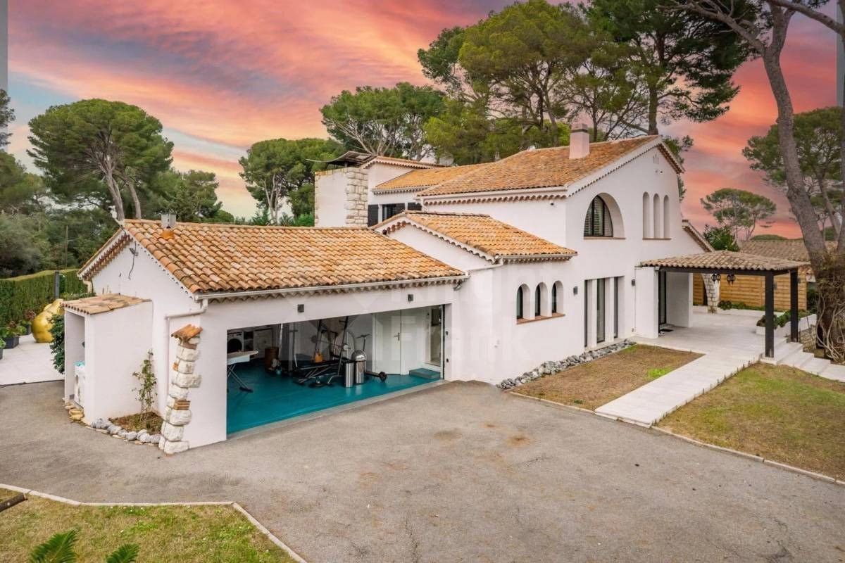 Maison à vendre, 208m², Cap d'Antibes