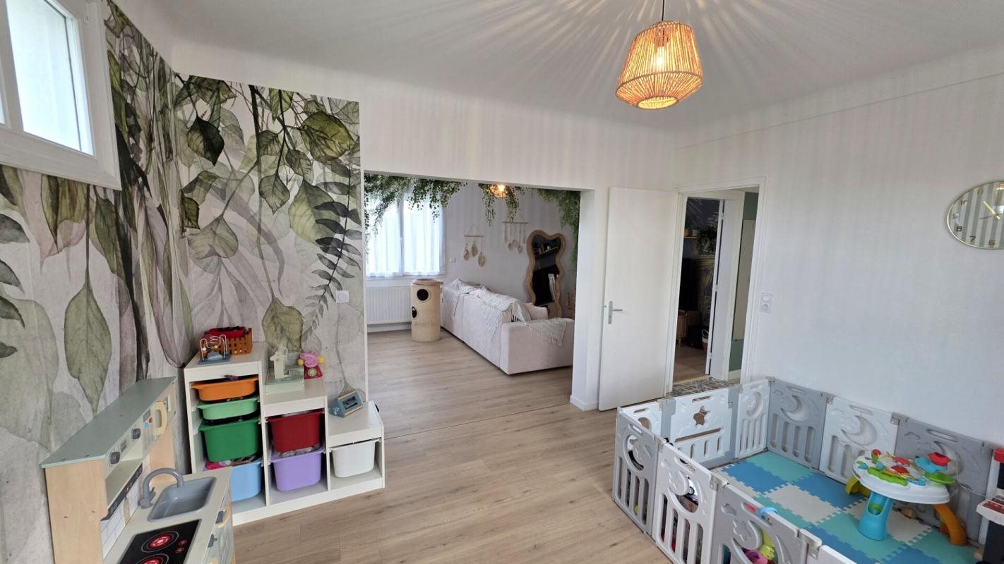 Maison à vendre, 173m², Rostrenen