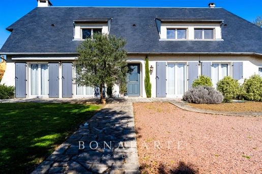 Maison 6 pièces 214 m² · à Bessines · 214 m² · 446 000 €
