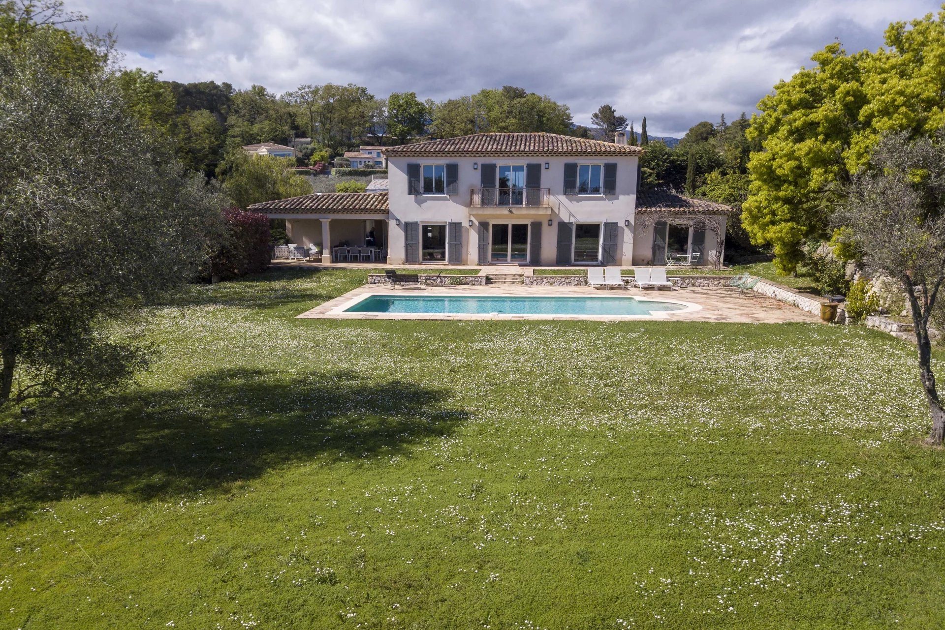 Maison à vendre, 240m², Valbonne