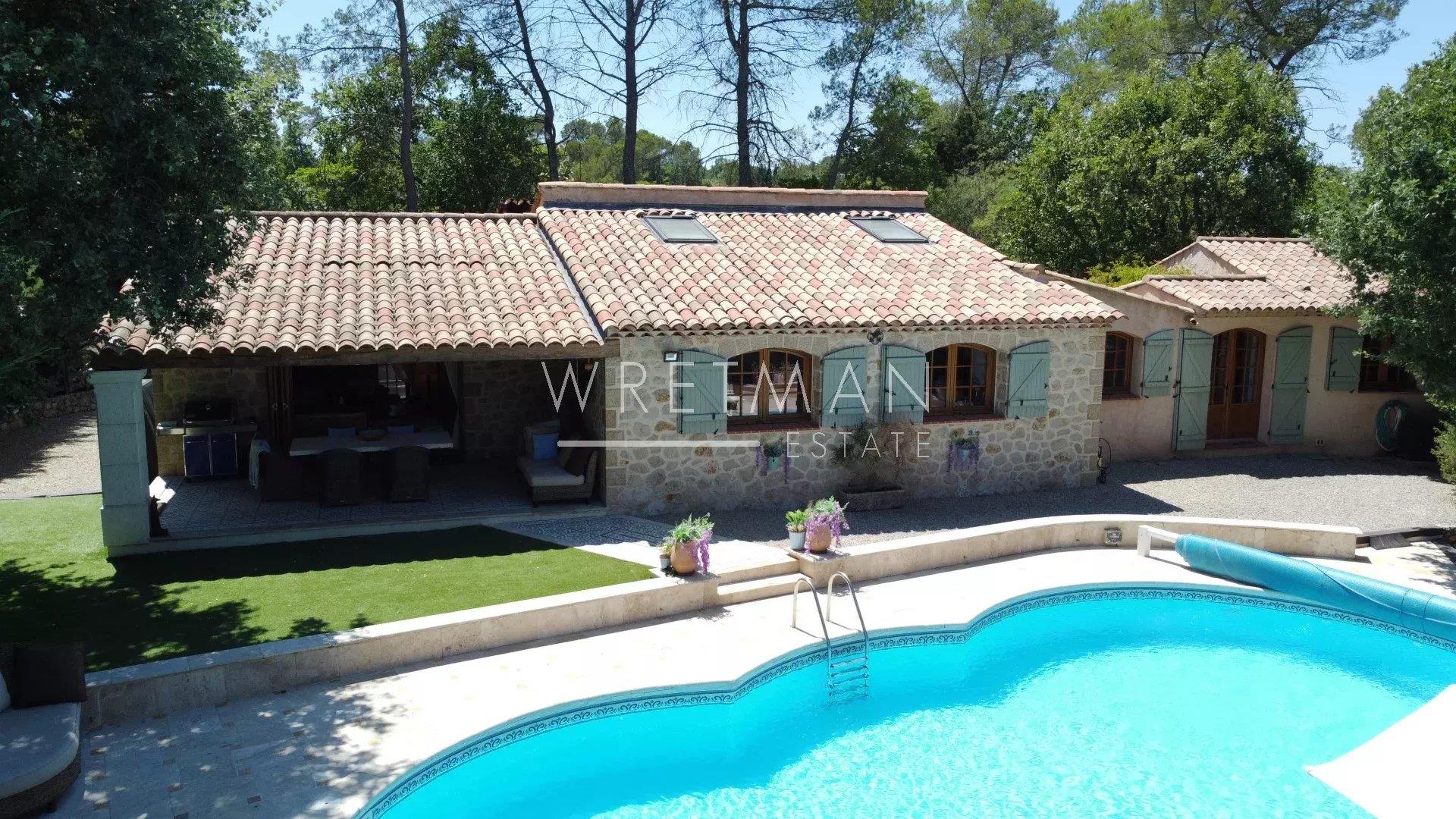 Maison à vendre, 131m², Fayence