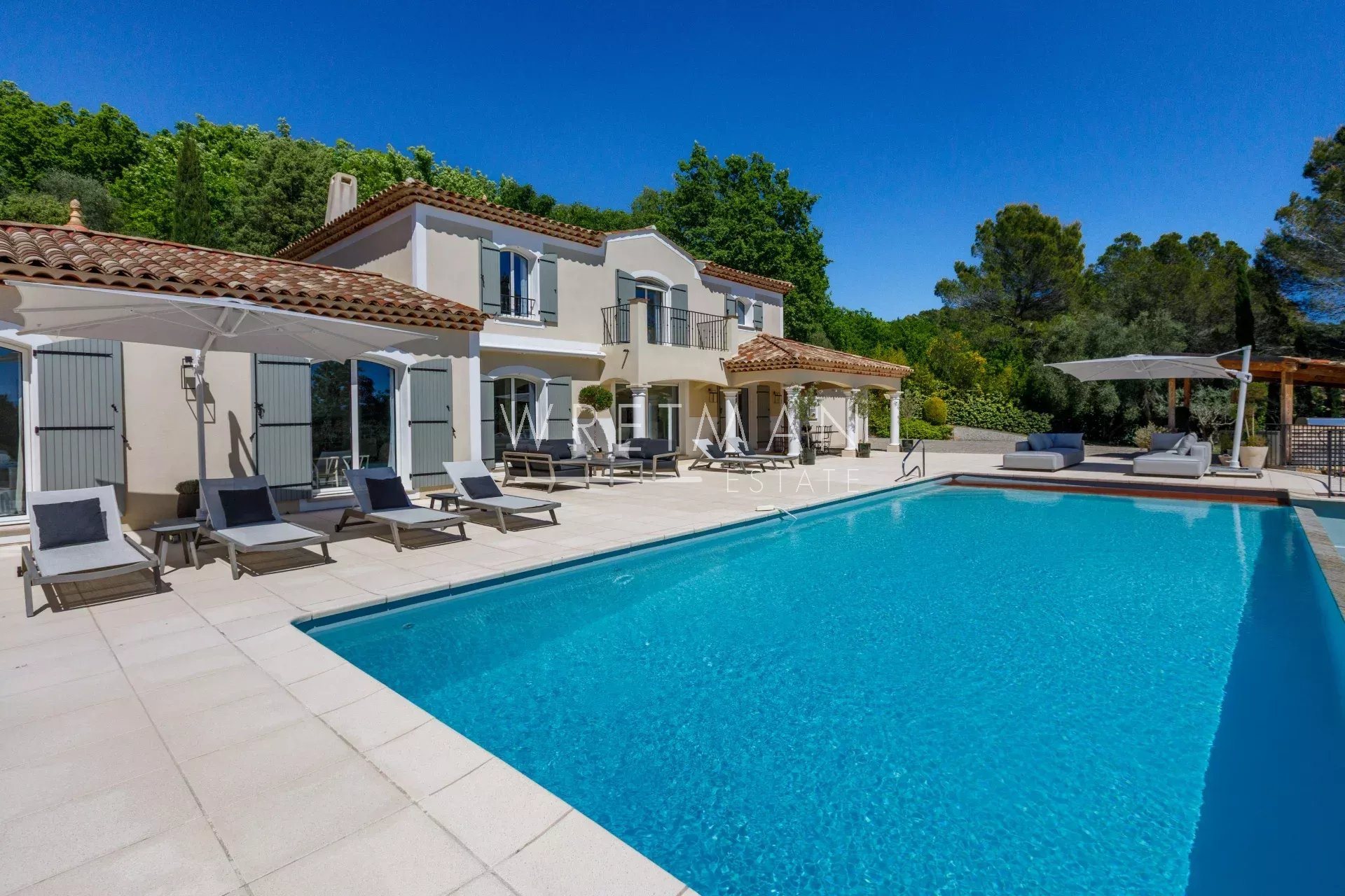 Maison à vendre, 243m², Montauroux