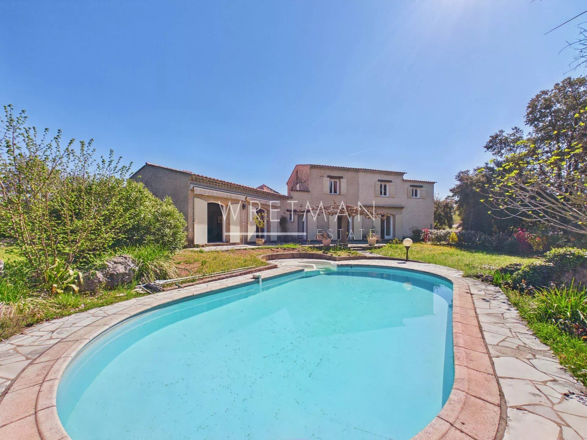 Maison à vendre, 233m², Montauroux