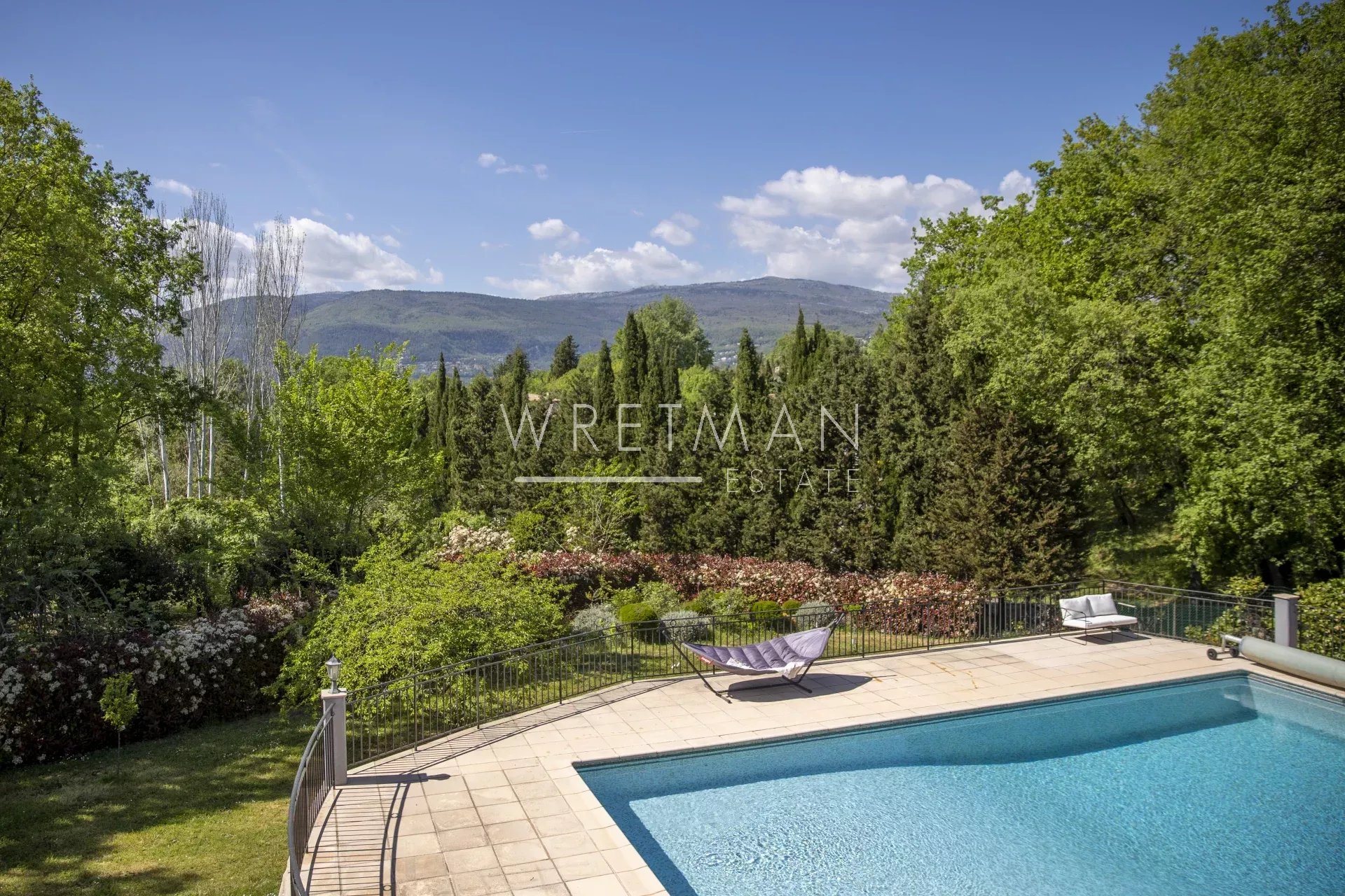Maison à vendre, 225m², Châteauneuf-Grasse