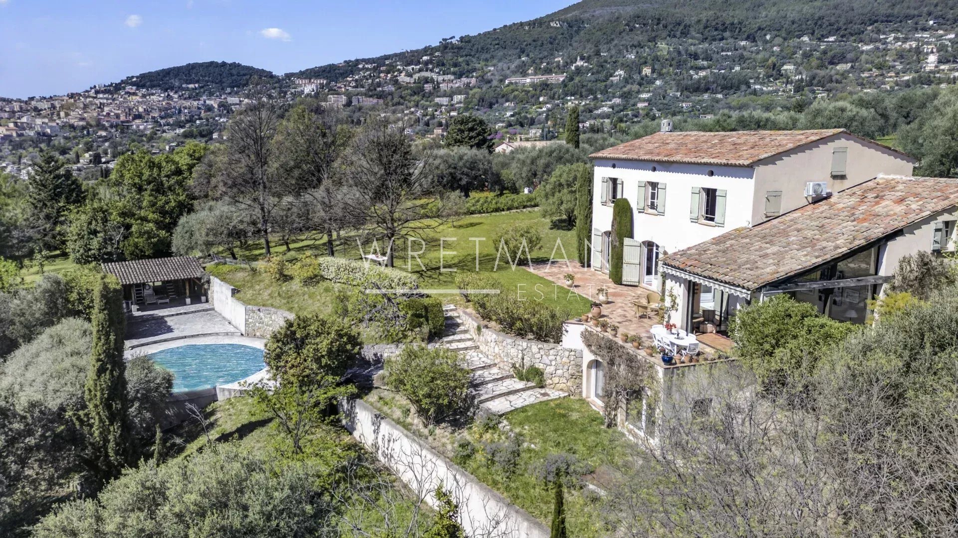 Maison à vendre, 353m², Grasse