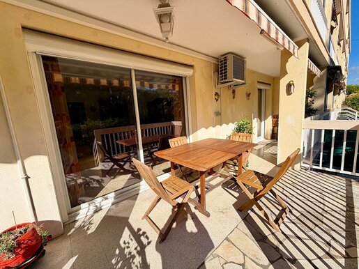 Appartement 5 pièces 98 m² · à Sanary-sur-Mer · 98 m² · 409 000 €