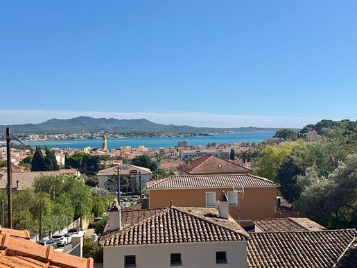 Appartement 6 pièces 165 m² · à Sanary-sur-Mer · 165 m² · 1 520 000 €