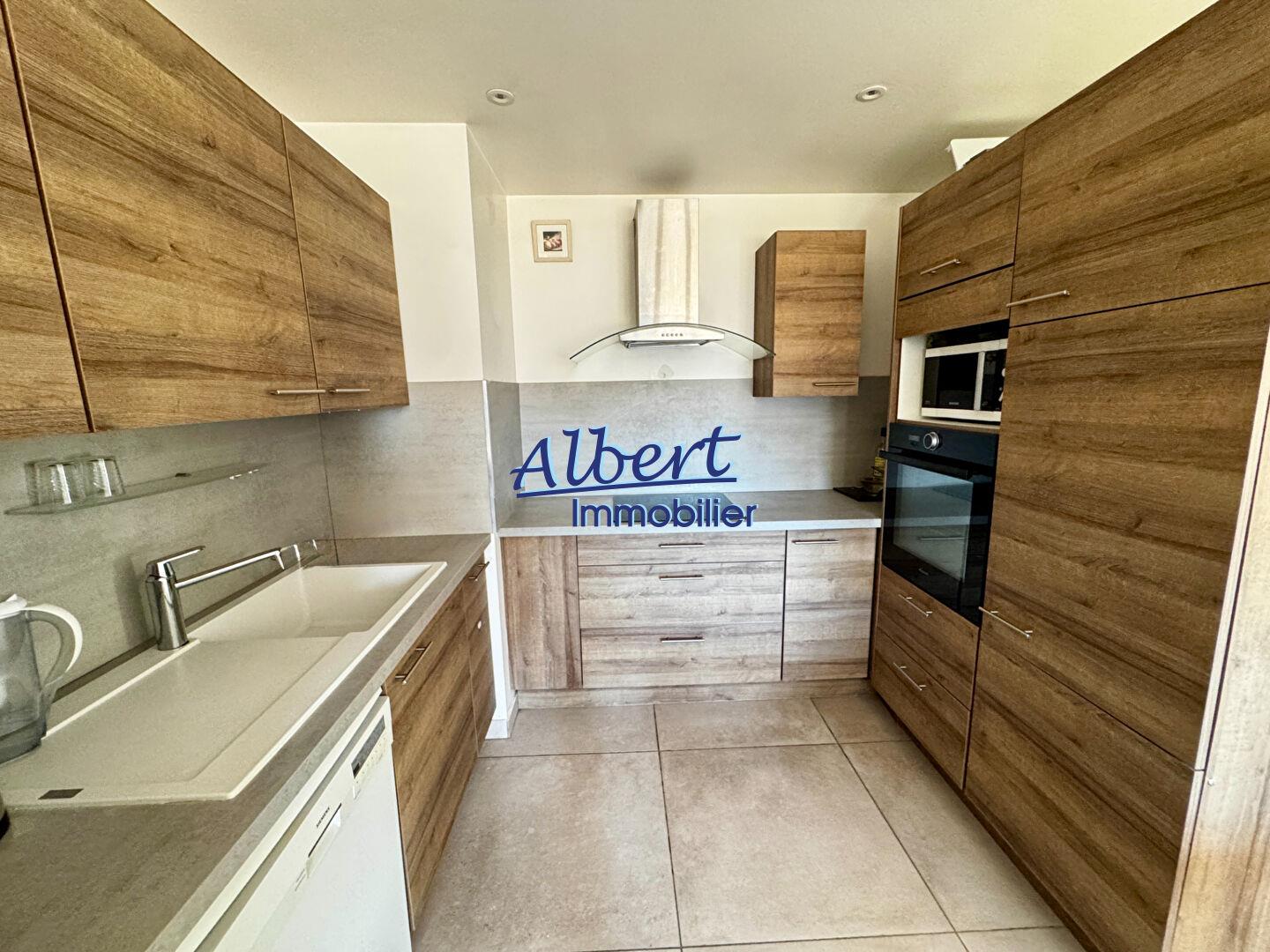 Appartement à vendre, 77m², Sanary-sur-Mer