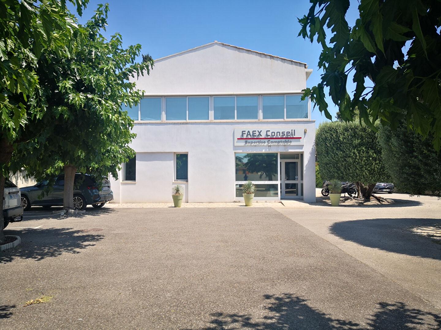 Maison à louer, 430m², Sanary-sur-Mer