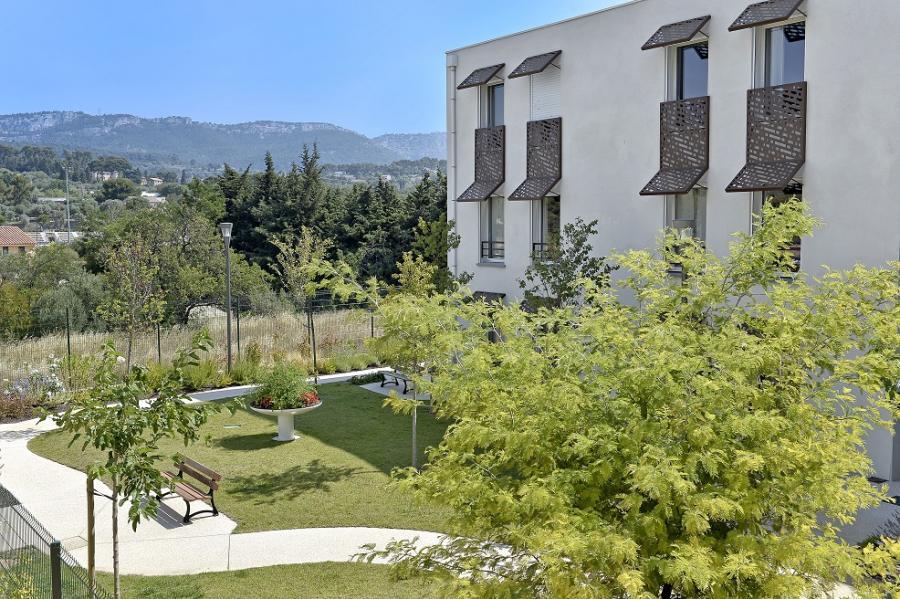 Maison à vendre, 2800m², Saint-Maximin-la-Sainte-Baume