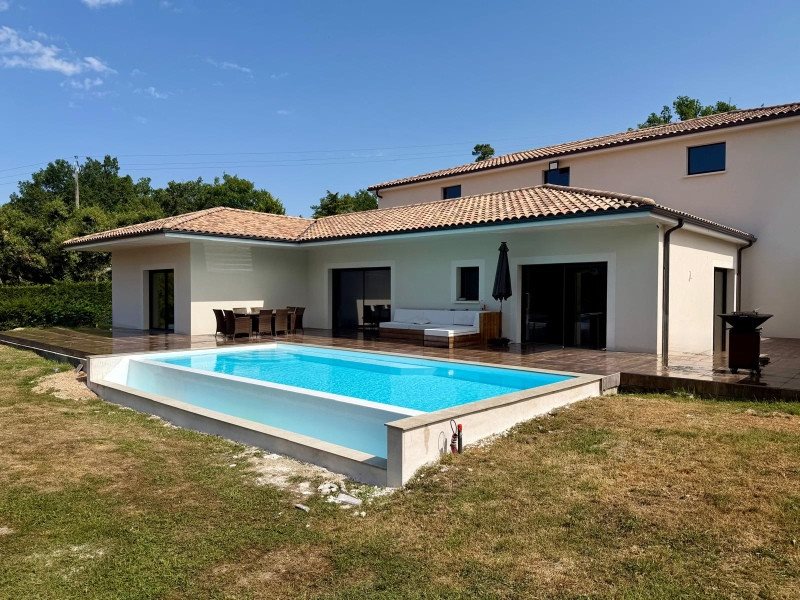 Maison à vendre, 300m², Eyraud-Crempse-Maurens