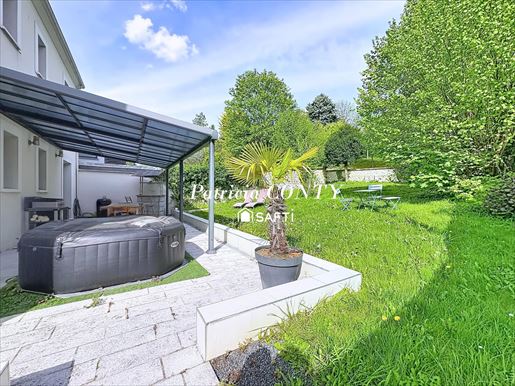 Maison 7 pièces 235 m² · à Chennevières-sur-Marne · 235 m² · 995 000 €