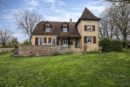 Maison 5 pièces 170 m² · à Payrac · 170 m² · 259 000 €