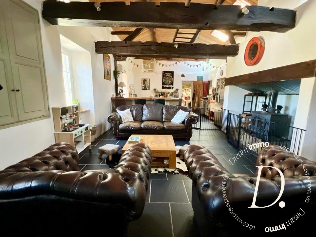 Maison à vendre, 259m², Seissan
