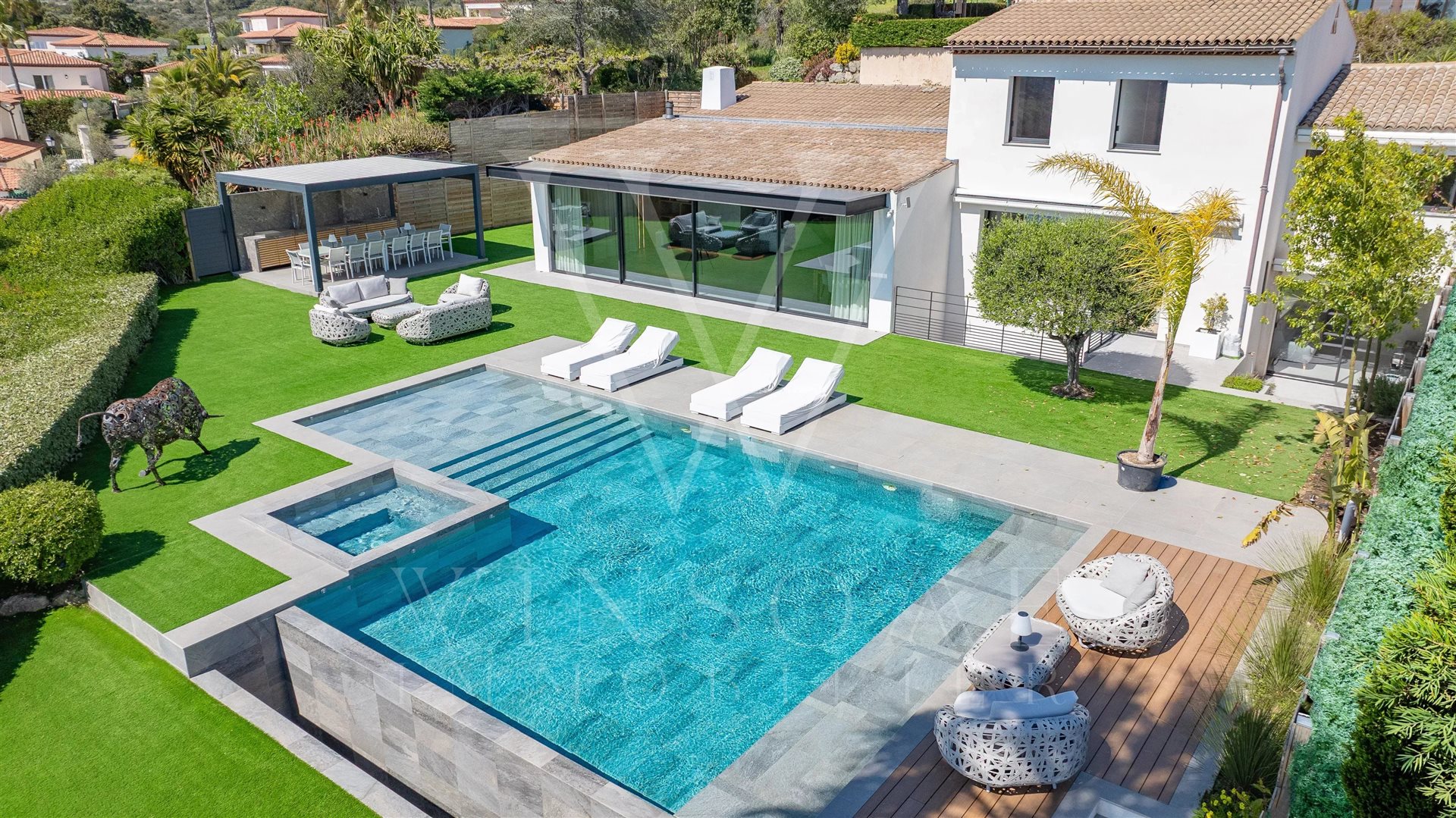 Maison à vendre, 397m², Villeneuve-Loubet