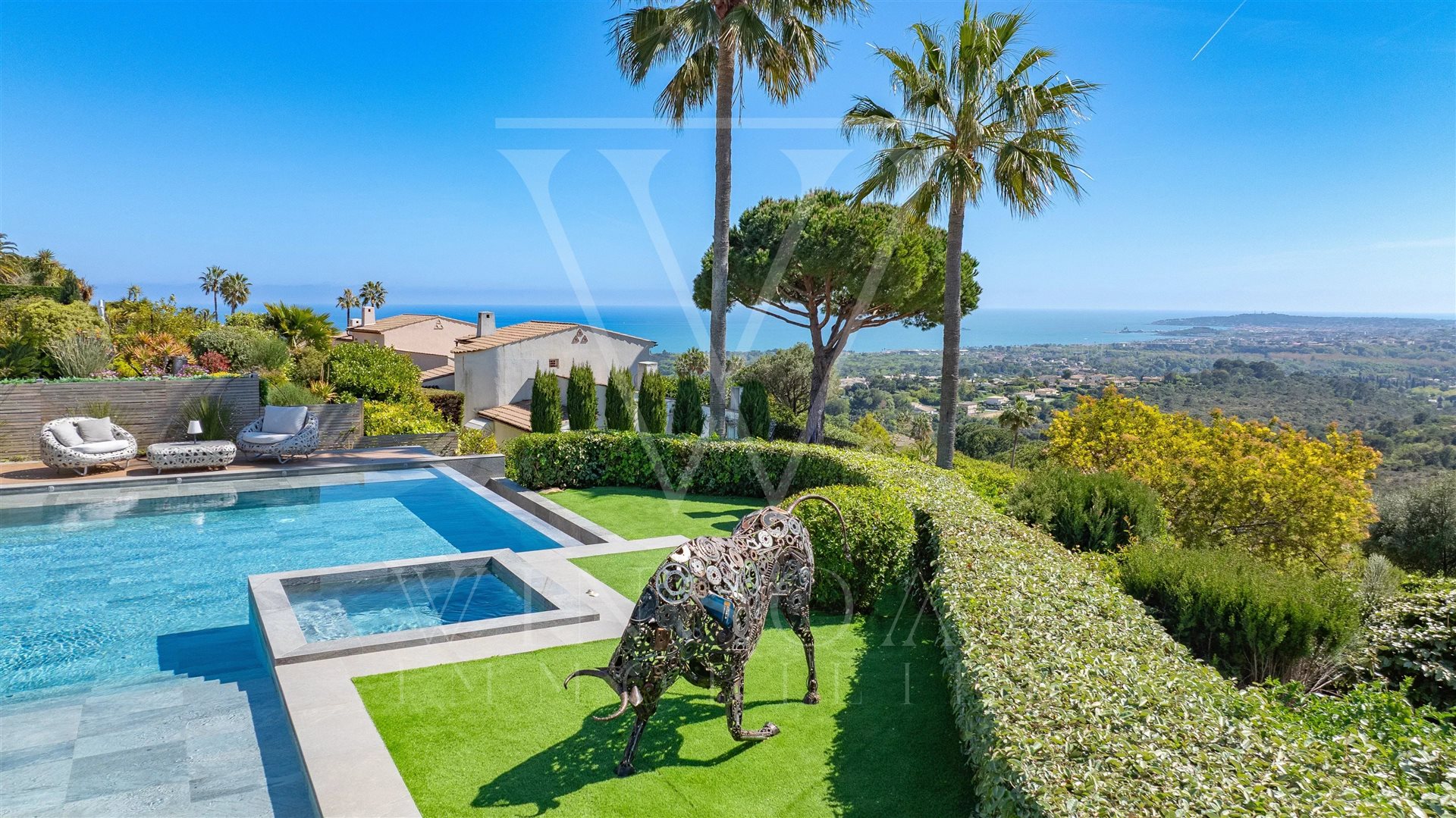 Maison à vendre, 397m², Villeneuve-Loubet