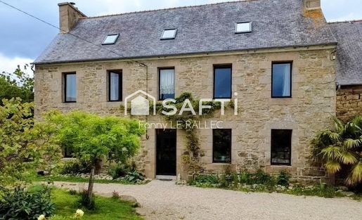 Maison 7 pièces 220 m² · à Kermaria-Sulard · 220 m² · 612 000 €