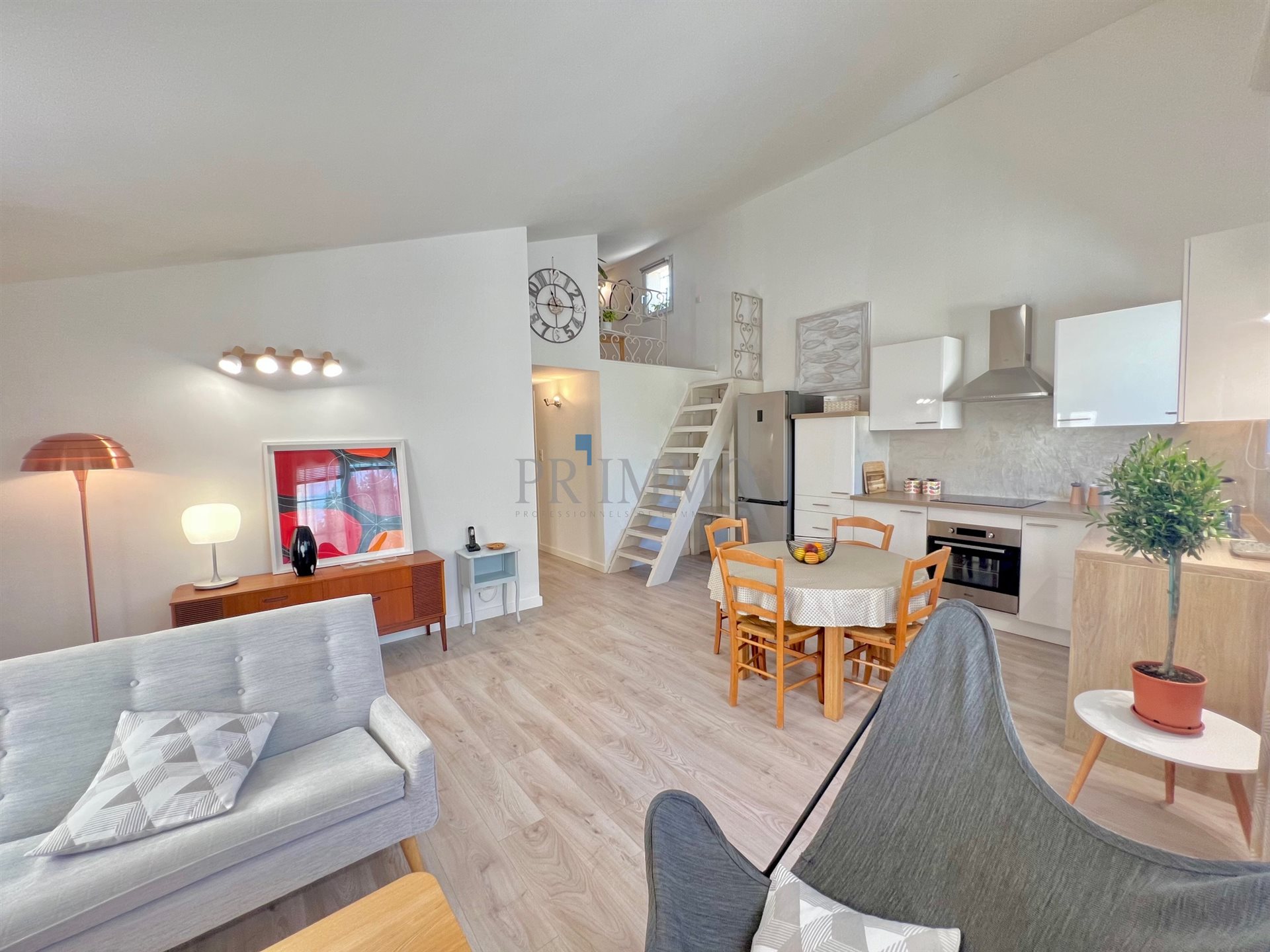 Appartement à vendre, 63m², Fréjus