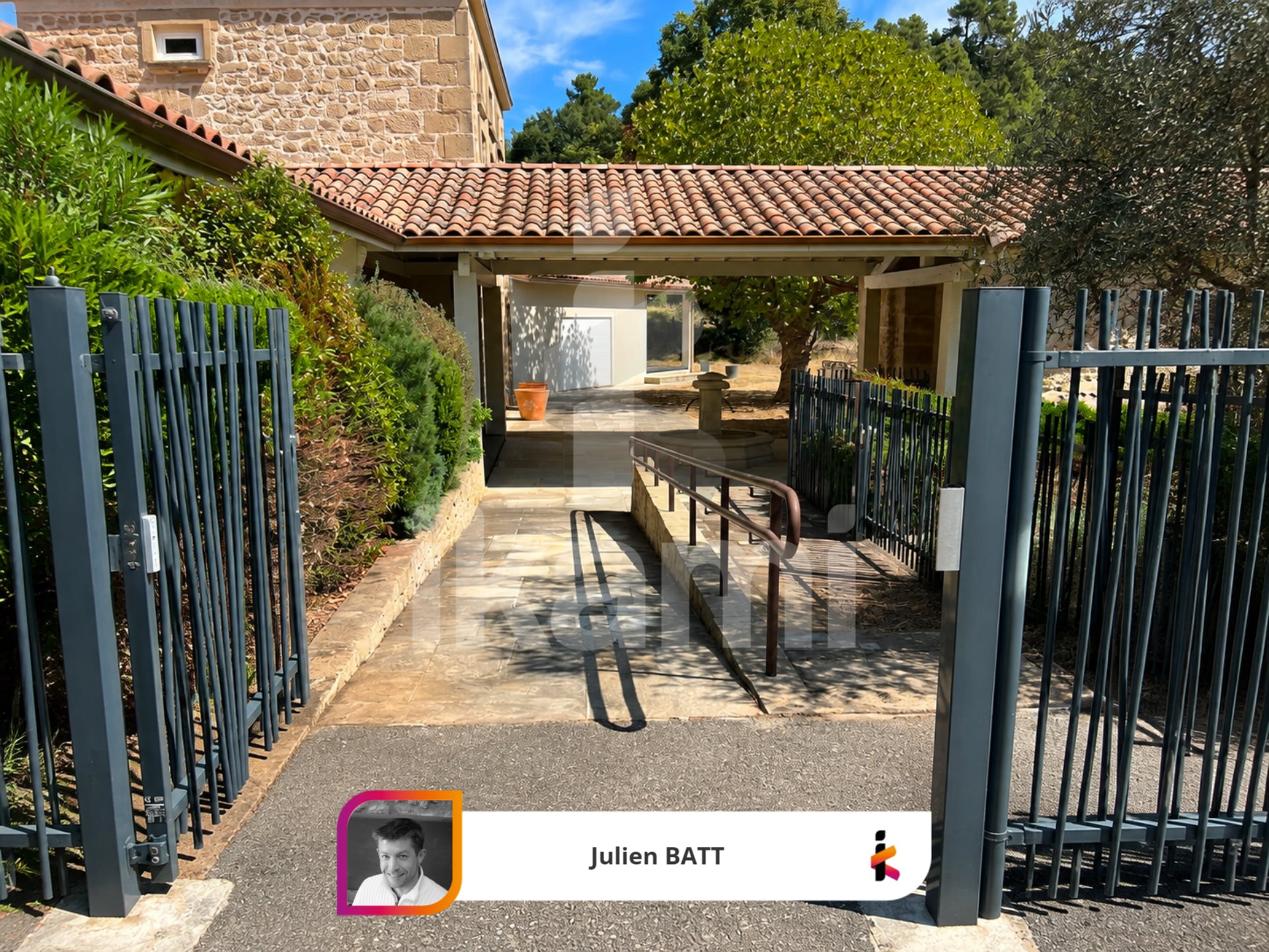 Maison à louer, 373m², Clérieux