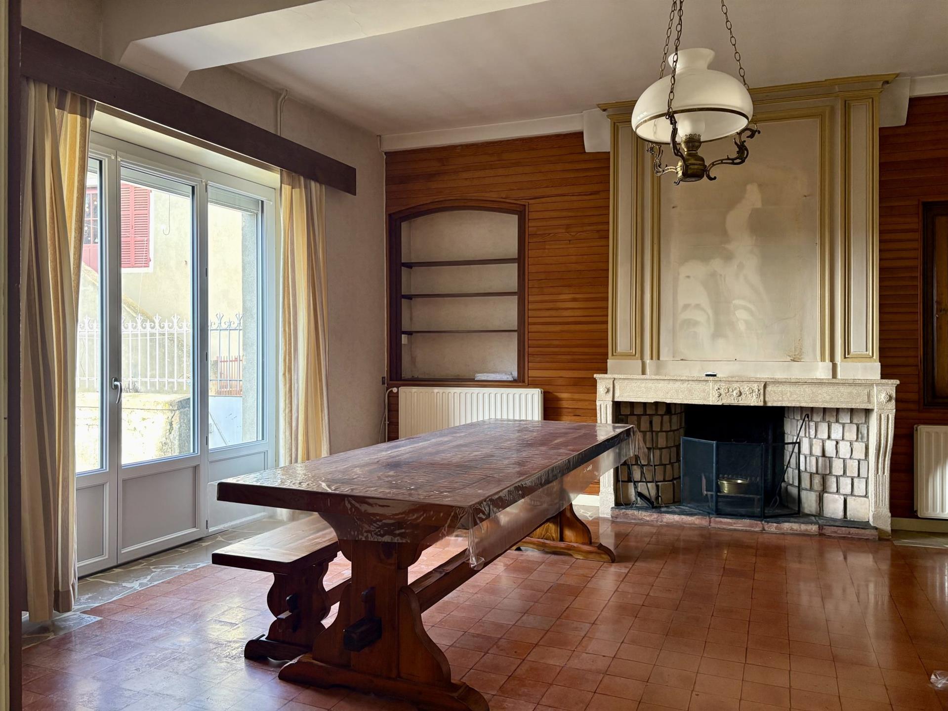 Maison à vendre, 116m², Etrigny