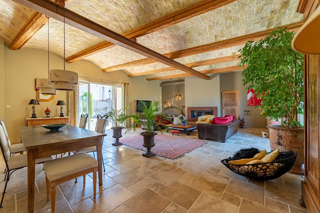Maison à vendre, 242m², Sommières