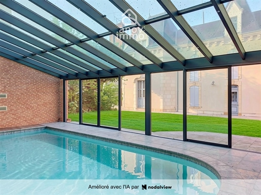 Maison 9 pièces 253 m² · à Thouars · 253 m² · 398 540 €