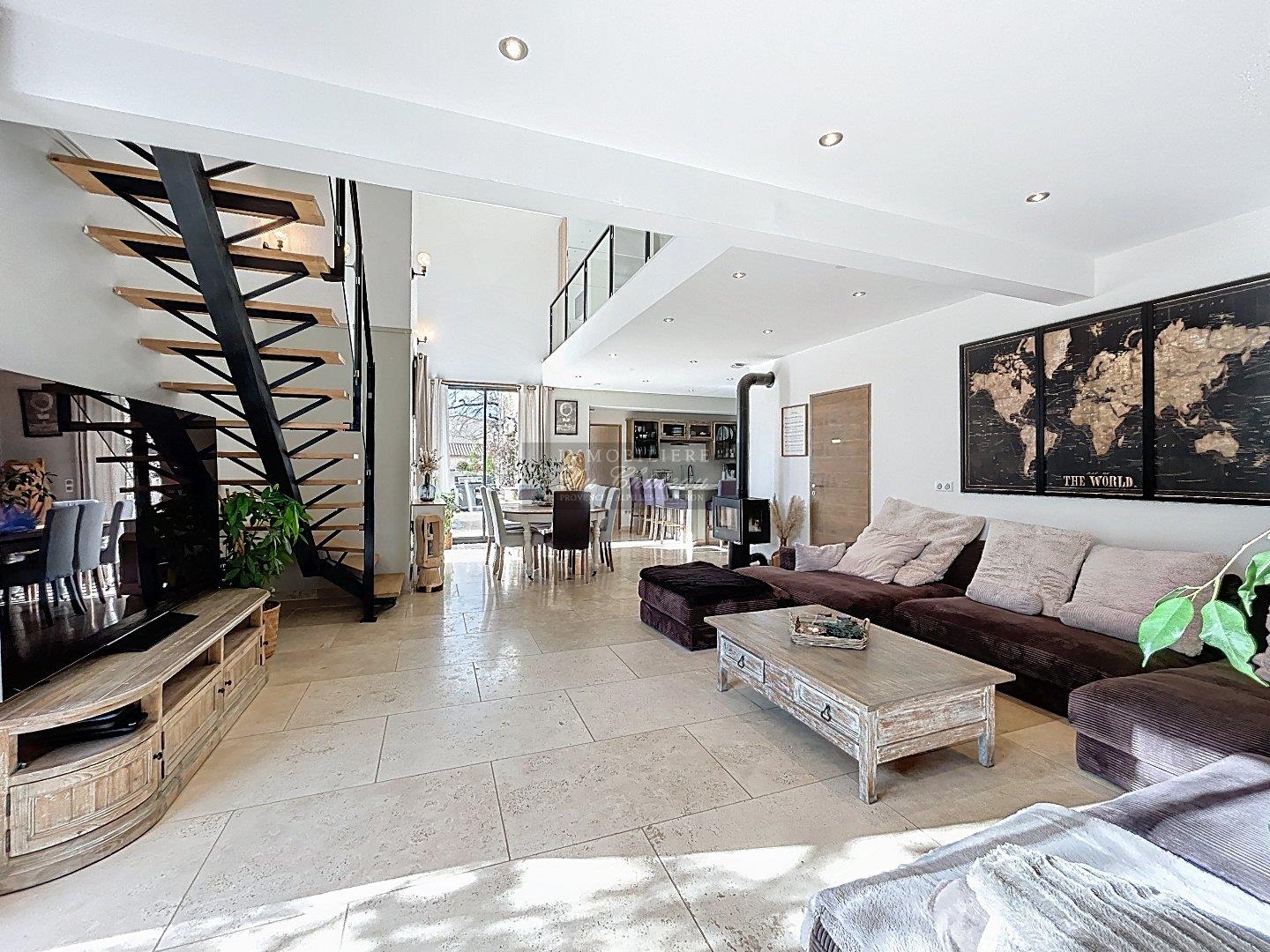 Maison à vendre, 190m², Gordes