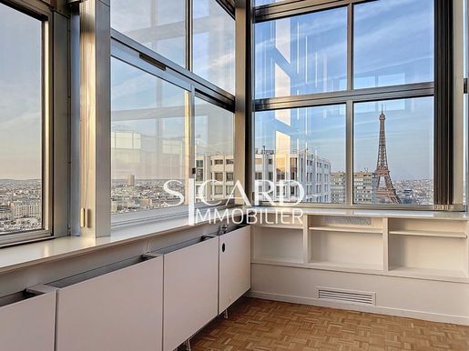 Appartement 5 pièces 135 m² · à Paris 15ème · 135 m² · 1 330 000 €