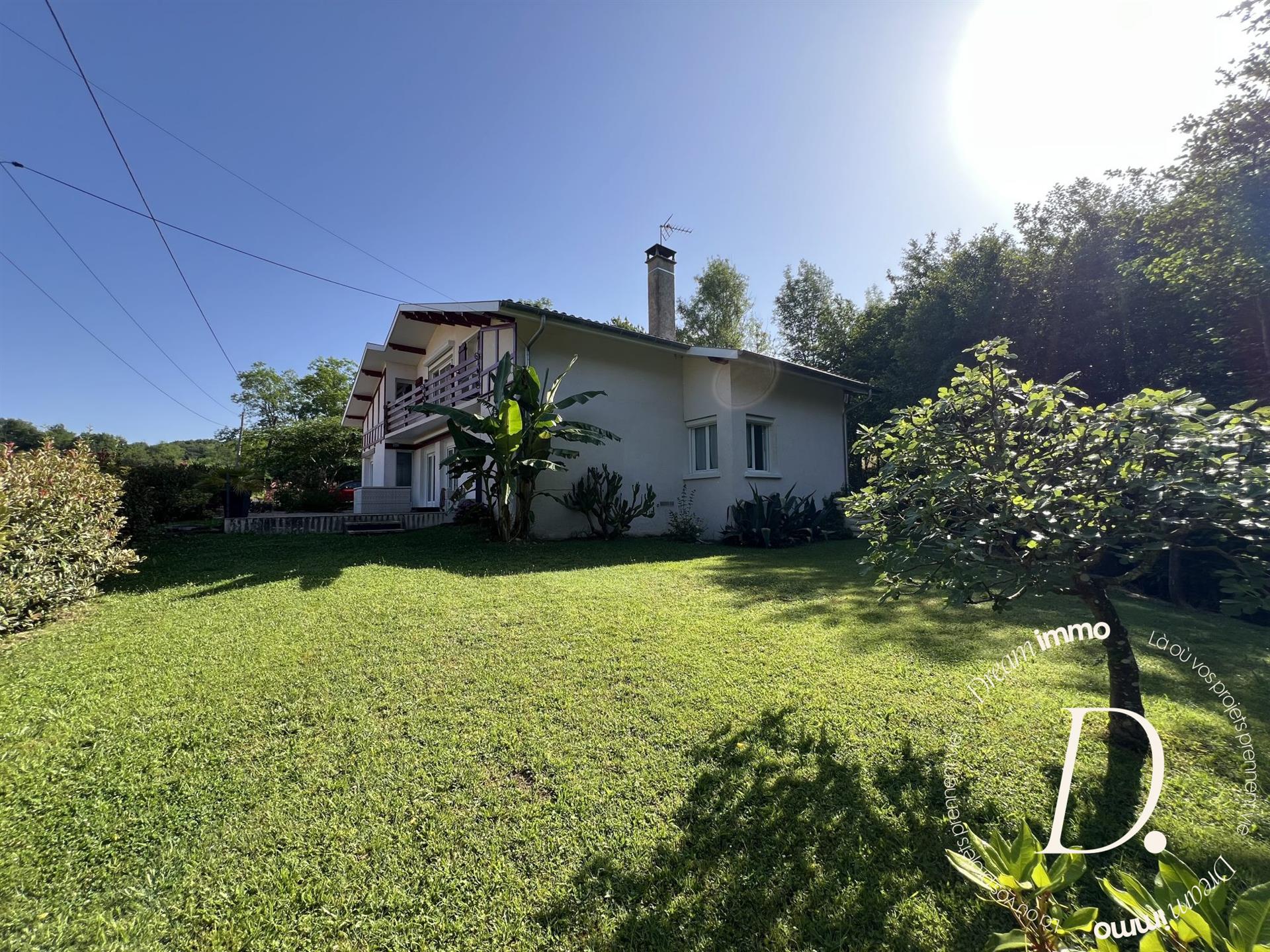 Maison à vendre, 207m², Salies-de-Béarn