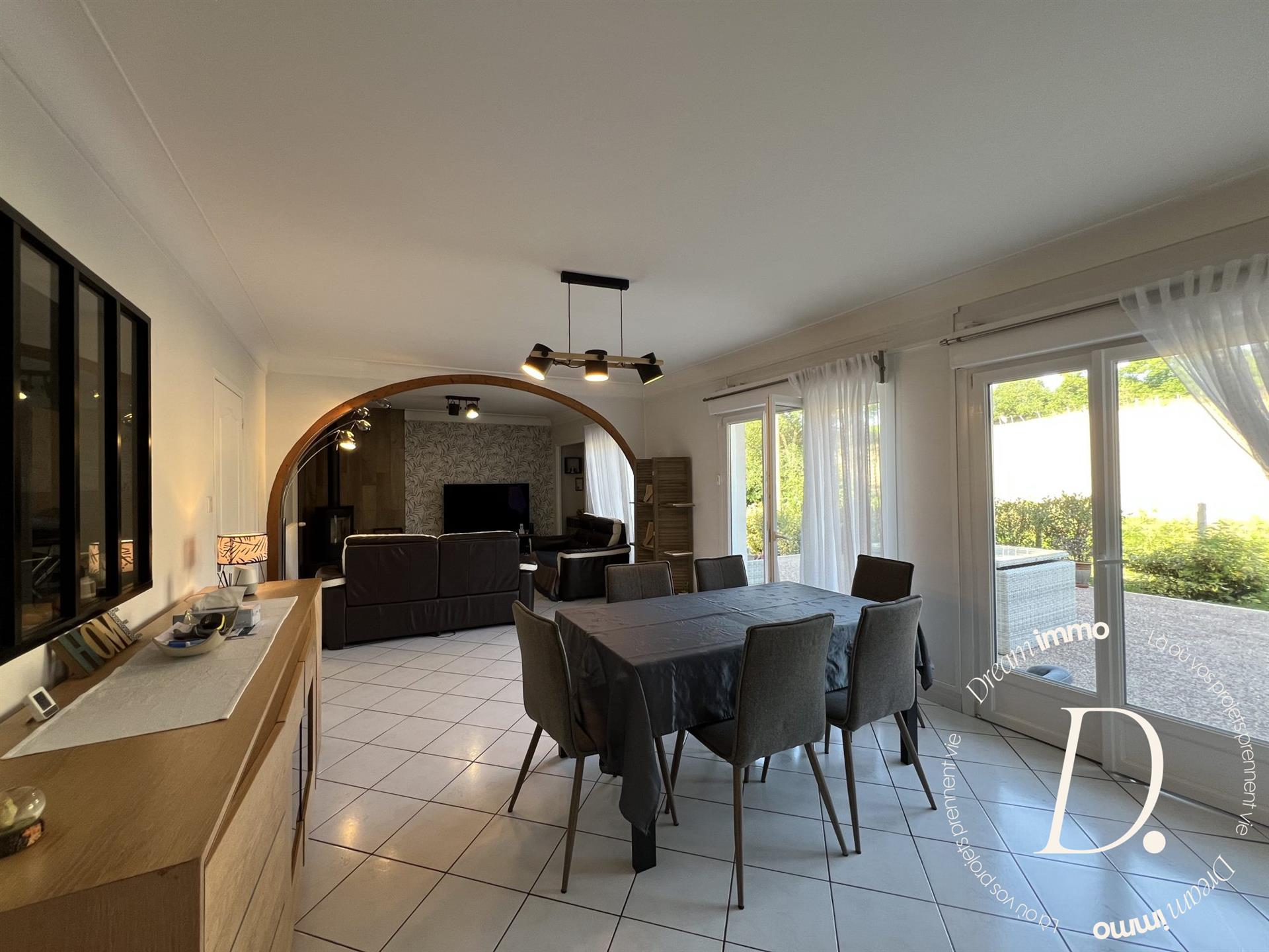 Maison à vendre, 207m², Salies-de-Béarn