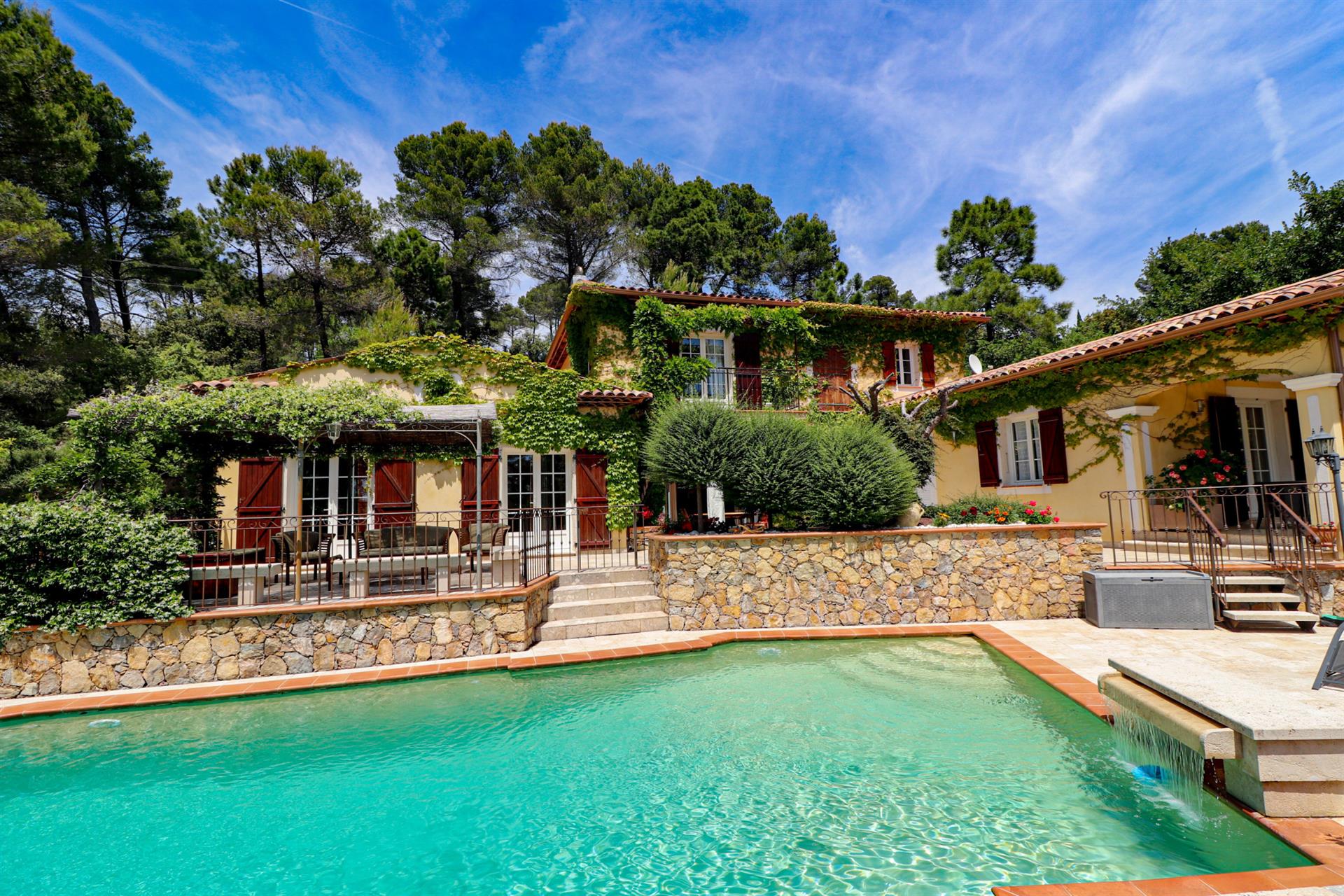 Maison à vendre, 250m², Flayosc