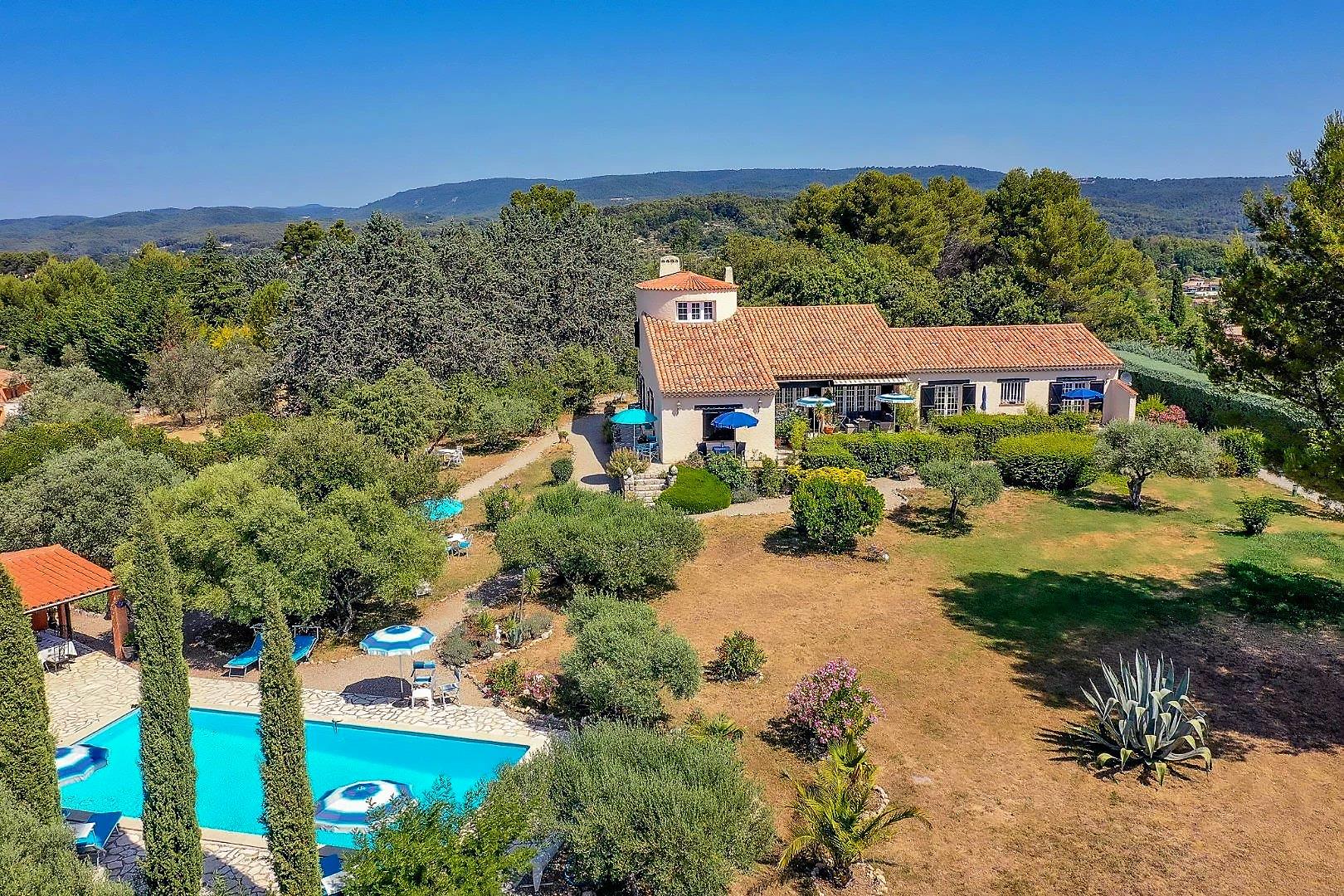 Maison à vendre, 243m², Flayosc