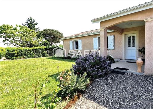 Maison 9 pièces 171 m² · à Montayral · 171 m² · 242 000 €