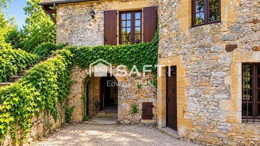 Maison 10 pièces 185 m² · à Pomarède · 185 m² · 225 000 €