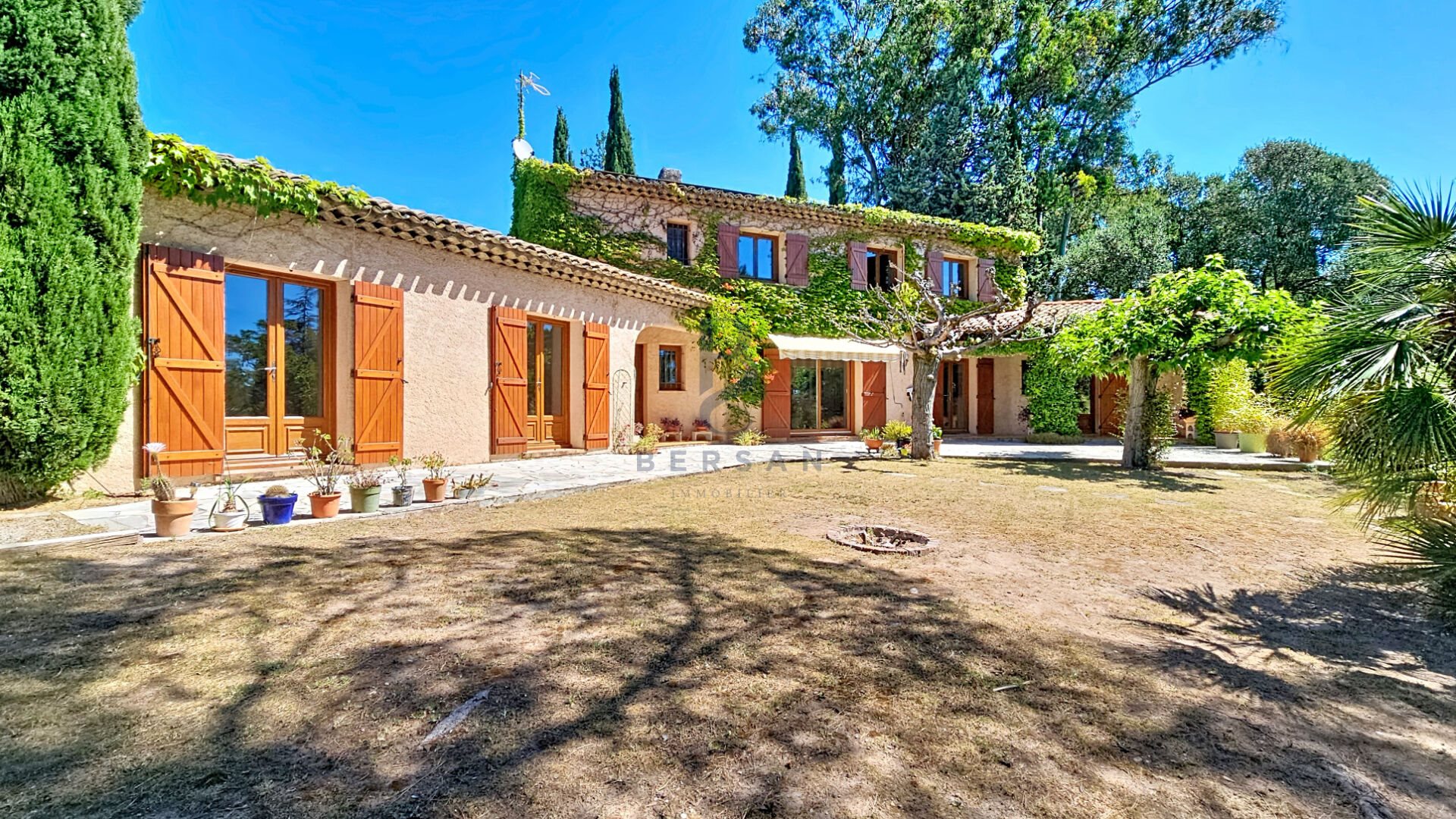 Maison à vendre, 157m², Fréjus