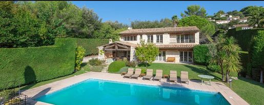 Maison 240 m² · à La Colle-sur-Loup · 240 m² · 1 950 000 €