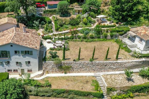 Maison 250 m² · à Vence · 250 m² · 1 995 000 €