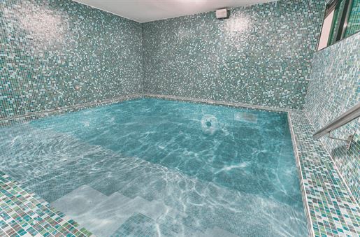 Advert pic 0