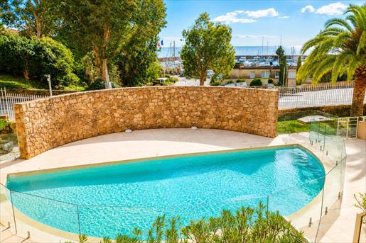Appartement 75 m² · à Théoule-sur-Mer · 75 m² · 799 000 €