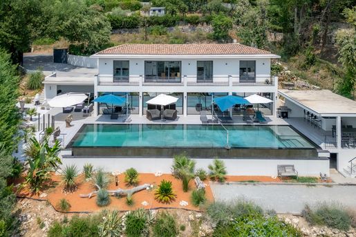 7 885 €/m² · à Tourrettes-sur-Loup · 234 m² · 1 845 000 €