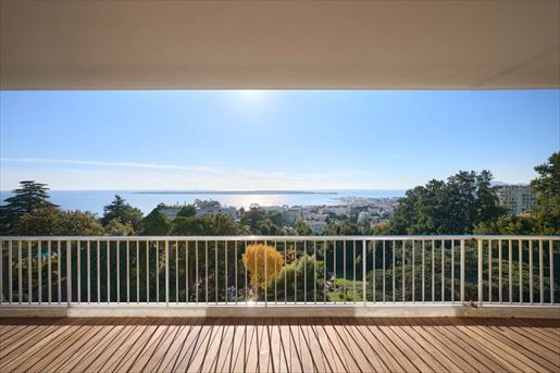 Appartement 210 m² · à Cannes · 210 m² · 4 990 000 €