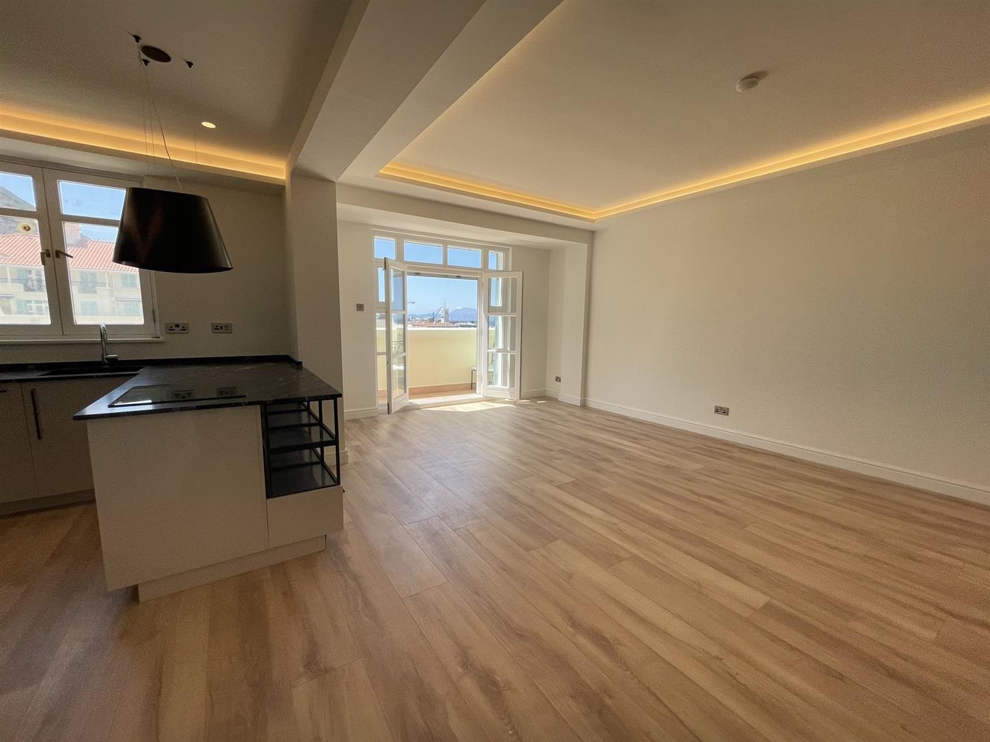 Beautiful 3 bedroom apartment in Ragged Staff Wharf, Gibraltar