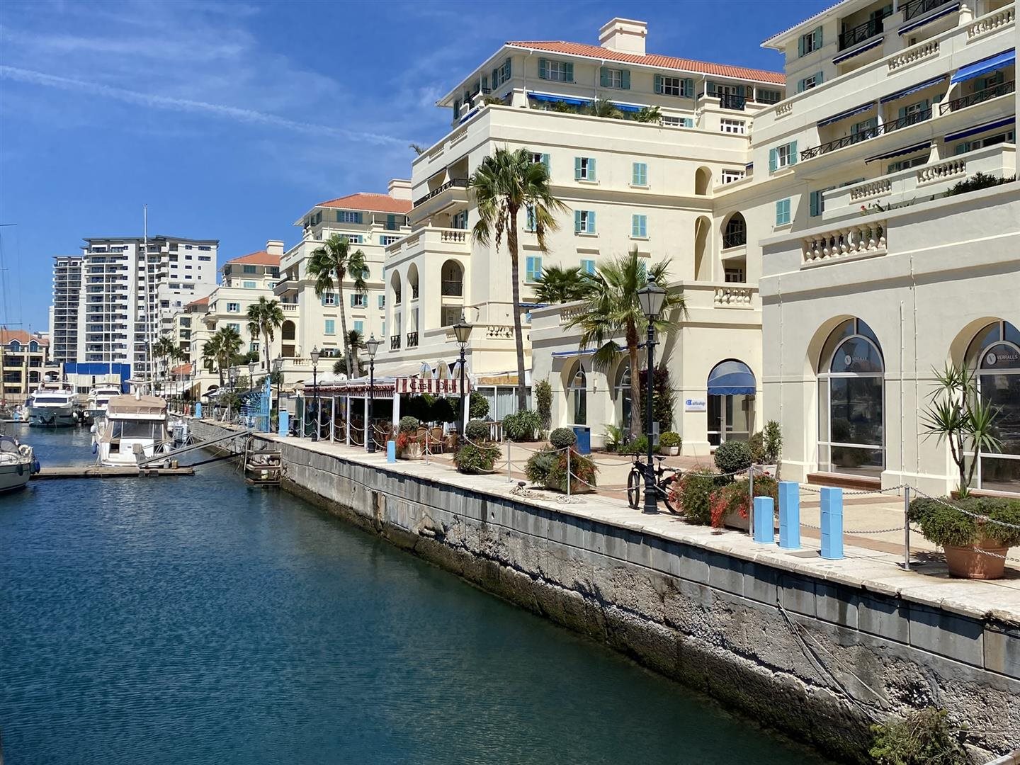 Beautiful 3 bedroom apartment in Ragged Staff Wharf, Gibraltar