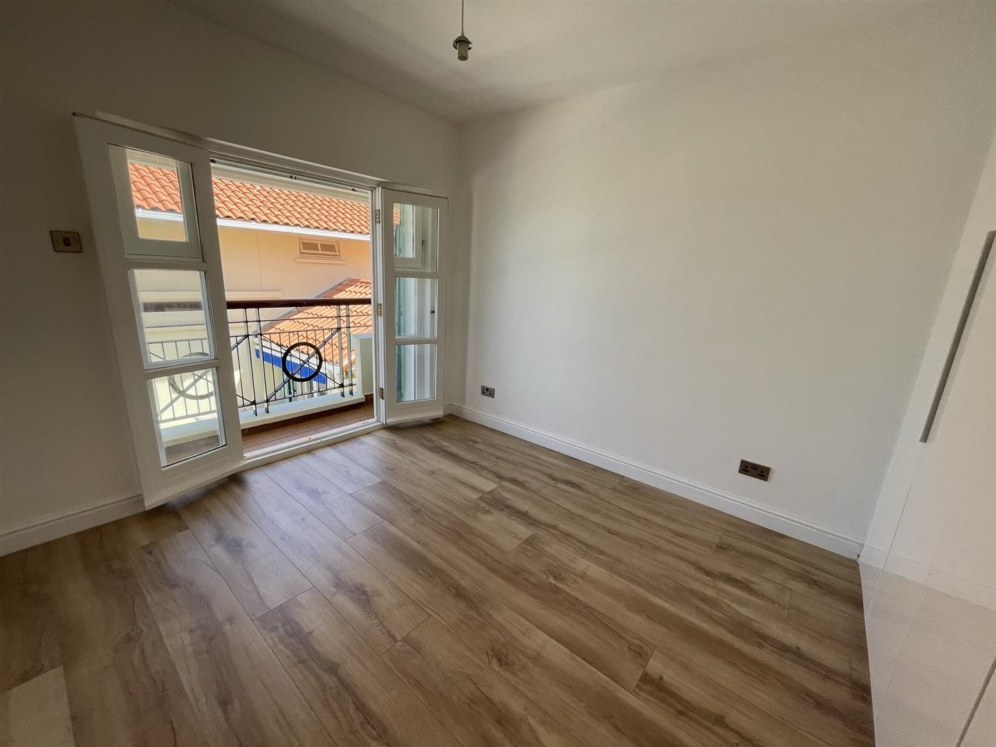 Beautiful 3 bedroom apartment in Ragged Staff Wharf, Gibraltar