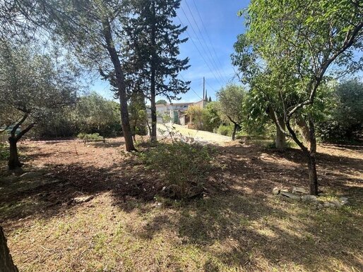 TEAM NIMES · à Nîmes · 135 000 €
